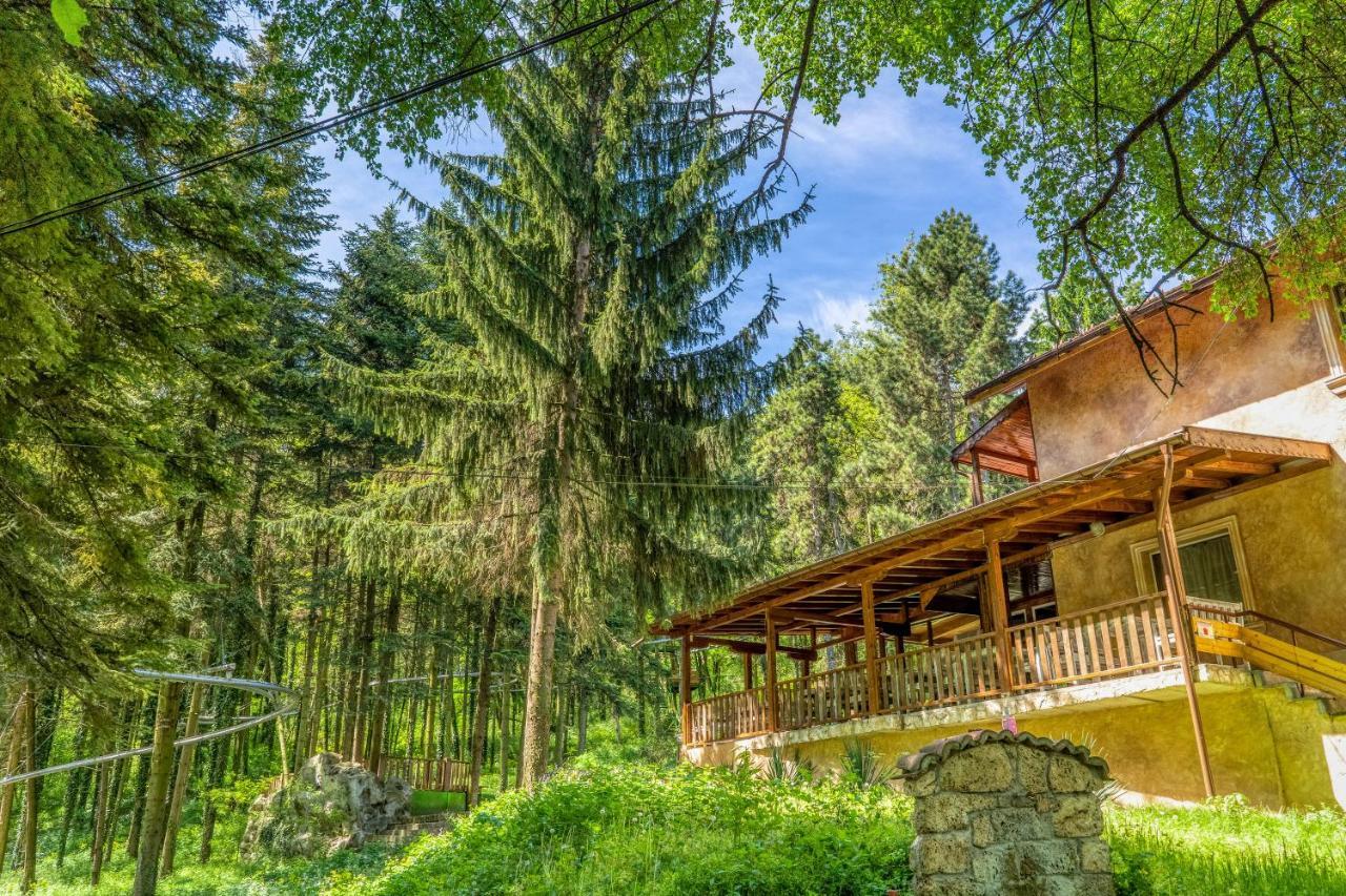 Крушун - Единствена На Метри От Водопадите, Krushun - The Only Stay Just Meters From The Waterfalls Krushuna Eksteriør bilde